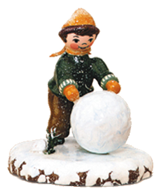 Hubrig Winterkinder Junge mit Schneekugel, 7 cm