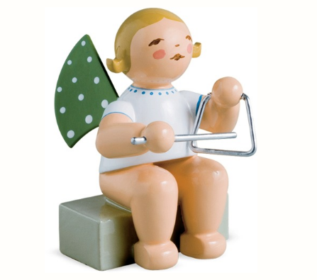 Engel Triangel sitzend